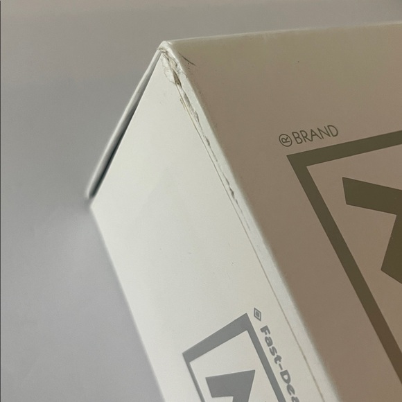 Nintendo Monopoly Gamer Collector's Edition Extra Gamer Tokens - Picture 12 of 15